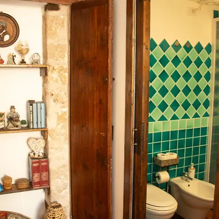 Minerva's House Апартаменты *
